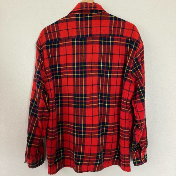 Vintage 70s Red Flannel Plaid Shirt // Size XL - Picture 3 of 6